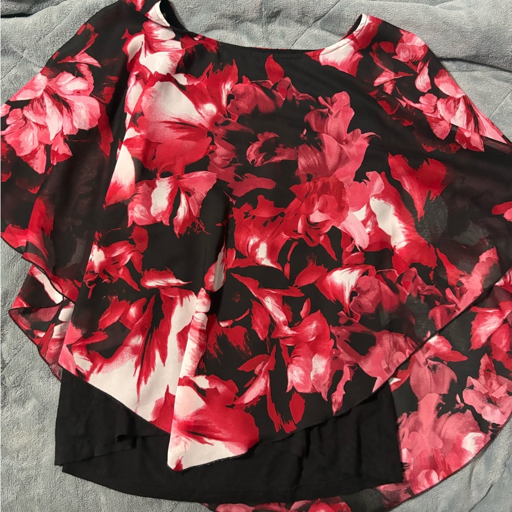 AB Studio Red and Black Floral Blouse